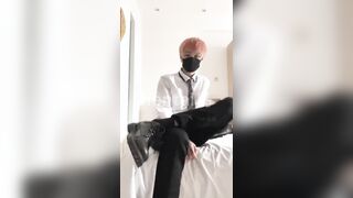 Hentai正装190小帅哥宿舍撸大屌飞机1