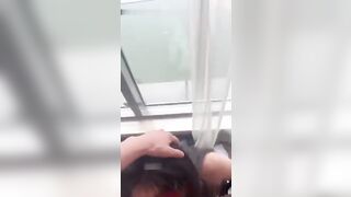带女友给兄弟操自己操女友闺蜜兄弟3P自己女友